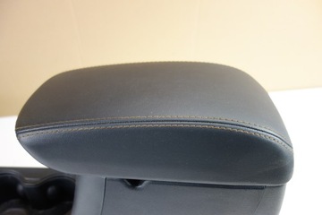 ПОДЛОКОТНИК ЦЕНТРАЛЬНОГО ТУННЕЛЯ JEEP COMPASS ii
