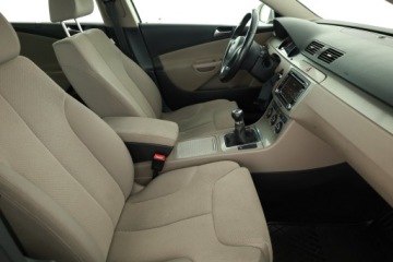 Volkswagen Passat B6 Sedan 1.4 TSI 122KM 2009 VW Passat 1.4 TSI, Salon Polska, Navi, Xenon, zdjęcie 6