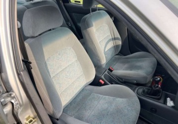 Daewoo Nubira II 1999 Daewoo Nubira 1,6i sx rarytas top tylko 97 tys km 1999r 1.6 Benzyna 1KM, zdjęcie 5