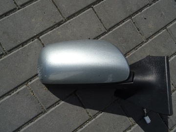 PRAVÉ ZRCÁTKO 3 PIN TOYOTA YARIS II EVROPA