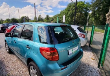 Suzuki SX4 I Hatchback 1.5 i 16V 100KM 2009 Suzuki SX4 Klimatyzacja 1.5 Benzyna 99KM, zdjęcie 3