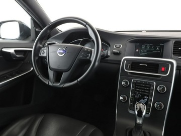 Volvo V60 I Kombi Facelifting 2.0 D3 DRIVE-E 150KM 2016 Volvo V60 FV23% automat skóra navi klima auto, zdjęcie 15