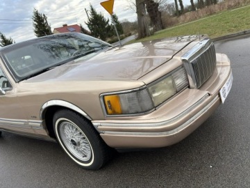 Lincoln Town Car II 1991 Lincoln Town Car Executive Series 1991, zdjęcie 19
