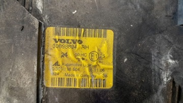 PRAVÁ SVĚTLO PŘEDNÍ VOLVO V50 0301198604