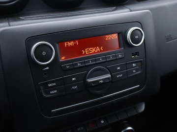 Dacia Duster II SUV 1.0 TCe 101KM 2019 Dacia Duster 1.0 TCe, Salon Polska, Serwis ASO, zdjęcie 11