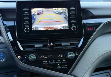 Toyota Camry IX Sedan 2.5 Hybrid Dynamic Force 218KM 2021 Toyota Camry salon Polska, FV-VAT 23, serwis ASO, Gwarancja 2.5 Hybryda, zdjęcie 11