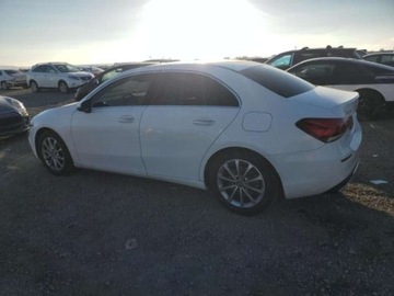 Mercedes Klasa A W177/V177 2019 Mercedes-Benz Klasa A 2.0L , od ubezpieczalni 2.0 Benzyna 188KM, zdjęcie 3