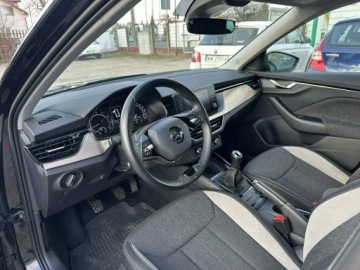 Skoda Kamiq Crossover 1.0 TSI 110KM 2022 Škoda Kamiq Skoda Kamiq 1.0 TSI 110KM/Kamera, zdjęcie 13