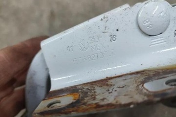 MECHANIZMUS UZAVÍRÁNÍ KRYT KUFRU VW JETTA MK6 (162, 163) 5C6827301D