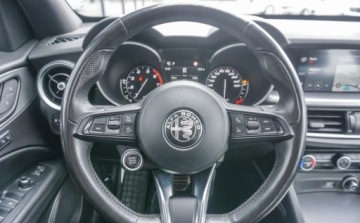 Alfa Romeo Stelvio SUV Facelifting 2.0 Turbo 280KM 2020 Alfa Romeo Stelvio Alfa Romeo Stelvio Veloce GWARANCJA do 2030 2.0 Benzyna, zdjęcie 10