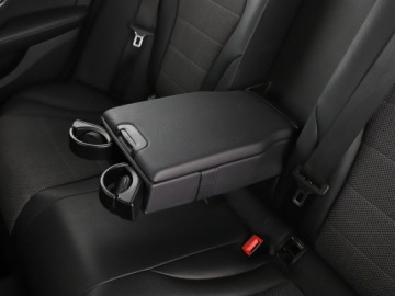 Mercedes Klasa C W205 Kombi 180 156KM 2015 Mercedes C 180 Półskóra Navi Klimatyzacja, zdjęcie 37