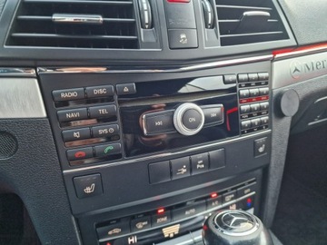 Mercedes Klasa E W212 Coupe 200 CGI BlueEFFICIENCY 184KM 2010 Mercedes E 200 Coupe Avantgarde Automat Kamera Nav, zdjęcie 31