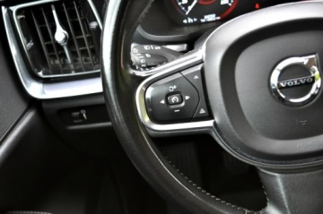 Volvo V60 II  Kombi 2.0 D3 150KM 2020 Volvo V60 2.0 D3 150KM Navi Led Climatronic Pdc, zdjęcie 15