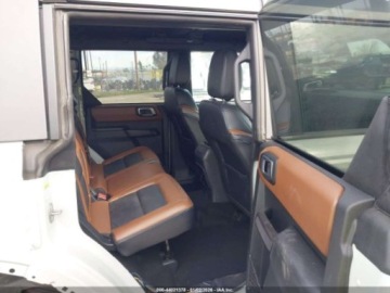 Ford Bronco VI 2024 Ford Bronco Outer Banks 2024 2.7 Benzyna 315KM, zdjęcie 12