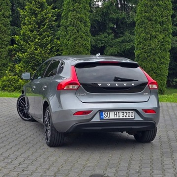 Volvo V40 II Cross Country 2.0 D2 DRIVE-E 120KM 2016 Volvo V40 II 2.0 D2 Drive-E Summum, zdjęcie 12