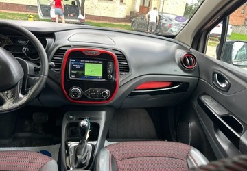 Renault Captur I Crossover 1.2 TCe EDC 120KM 2015 Renault Captur Bogata wersja wyposazenia Helly Hansen 1.2 Benzyna 120KM, zdjęcie 15