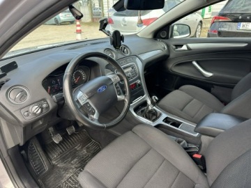 Ford Mondeo IV Hatchback 2.0 Duratorq TDCi DPF 140KM 2011 Ford Mondeo Manual/Xenon + LED/Salon PL/Zamiana, zdjęcie 14