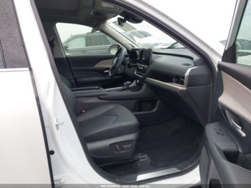 Toyota 2024 Toyota Grand Highlander XLE 2024 2.5l 2.5 Hybryda 186KM, zdjęcie 9