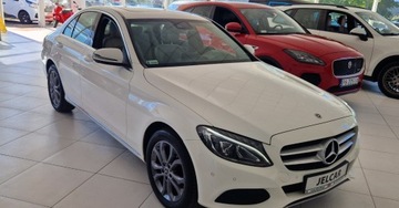 Mercedes Klasa C W205 Limuzyna 180 156KM 2018 Mercedes-Benz Klasa C C180 156KM FV23 W205 1.6 Benzyna 156KM, zdjęcie 3