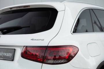 Mercedes GLC C253 SUV Facelifting 2.0 200d 163KM 2022 Mercedes-Benz GLC 200d 4Matic AMG Line Salon PL Autotrade 2.0 Diesel, zdjęcie 9