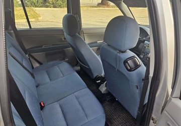 Mazda 2 I 1.4 16V MZI 80KM 2005 Mazda 2 Mazda 2 I Mazda 2 1.4 2005r - Ladny stan 1.4 Benzyna 80KM, zdjęcie 6