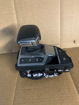 AUDI A4 B9 A5 8W ZVEDÁK PÁKY ŘAZENÍ 8W1813041K