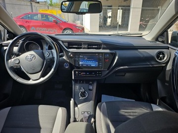 Toyota Auris II 2016 Toyota Auris Hybrid 135 Premium II (2012-), zdjęcie 11