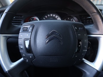 Citroen C5 III Tourer 2.0 BlueHDi 180KM 2016 Citroen C5 2.0 BlueHDI, 178 KM, Automat, Skóra, zdjęcie 16