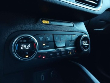 Ford Focus III Sedan Facelifting 1.0 EcoBoost 125KM 2018 Ford Focus Ford Focus 1.0 salon PL, kamera, serwisowany, Gwarancja, FV VAT, zdjęcie 28