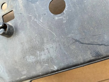 MITSUBISHI PAJERO 2006- KRYT KOLA REZERVY