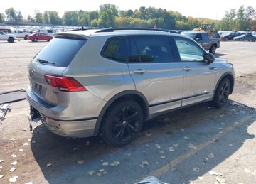 Volkswagen Tiguan III 2024 Volkswagen Tiguan 2024r., 2.0t Se R-line Black, 2L, od ubezpieczalni 2.0, zdjęcie 4