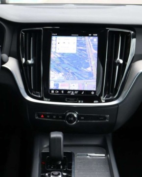 Volvo S60 III 2022 Volvo S60 B4 Hybrid Benzyna 19714KM Plus Dark LIFT Android Salon POLSKA FV, zdjęcie 11