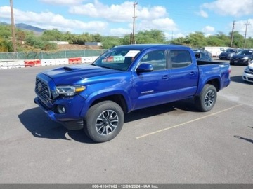 Toyota Tacoma II 2022 Toyota Tacoma 2022r., SR5 V6, od ubezpieczalni 3.5 Benzyna 278KM, zdjęcie 2