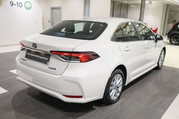 Toyota Corolla XII Sedan Facelifting 1.8 Hybrid 140KM 2023 Toyota Corolla 1.8 Hybrid Comfort 1.8 Hybryda 140KM, zdjęcie 9