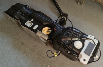 NÁDRŽ PALIVA MOVANO B NV400 2.3CDI BITURBO