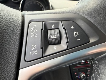 Opel Meriva II Mikrovan 1.4 Twinport ECOTEC 100KM 2011 Opel Meriva TYLKO 132tyśkm 1WŁ Wersja ESSENTIA 2011 Klima 1.4Zwykła Benzyna, zdjęcie 15