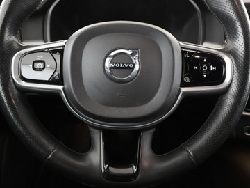 Volvo V90 II Kombi 2.0 D4 190KM 2017 Volvo V90 4x4 automat czekladowe skóry full LED, zdjęcie 20