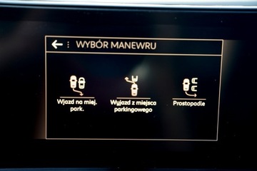 Peugeot 5008 II Crossover Facelifting 1.6 PureTech 180KM 2023 Peugeot 5008 GT kamera Skora adc NawI, zdjęcie 35