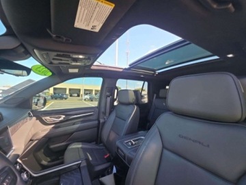  GMC Yukon 5SA 2023 6.2 Benzyna 420KM, zdjęcie 7