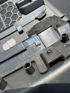 КРЫШКА РАДИОКОНСОЛИ KUGA MK2 LIFT FV41-S045N42-AH