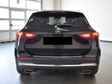 Mercedes GLA II Off-roader Facelifting 2.0 220 190KM 2025 MERCEDES-BENZ GLA 220 4-Matic AMG Line 2.0 (190KM) 2025, zdjęcie 2