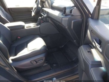 Toyota Land Cruiser VIII 2026 Toyota Land Cruiser 2026r., 4x4, 2.4L 2.4 Benzyna 326KM, zdjęcie 8