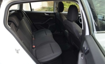 Ford Focus IV Kombi 2.0 EcoBlue 150KM 2021 Ford Focus MK4 2.0 Diesel 150KM Automat ACC Navi Kamera Hak Led Alu SerwASO, zdjęcie 13