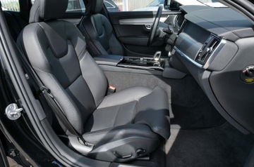 Volvo V90 II Plug-In Facelifting 2.0 T6 Plug-In Hybrid 350KM 2023 Volvo V90 T6 350ps Plus Bright Harman ACC pamięć Hak Komforty Winter Pro 19, zdjęcie 10