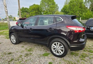 Nissan Qashqai II Crossover 1.2 DIG-T 115KM 2016 Nissan Qashqai Nissan Qashqai 1.2 DIG-T Acenta 1.2 Benzyna 115KM, zdjęcie 4