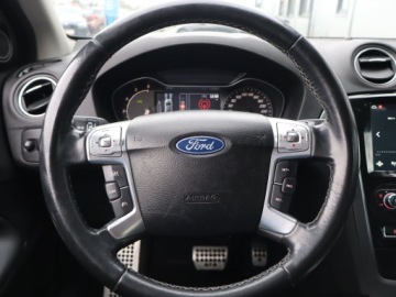 Ford Mondeo IV Kombi 2.2 Duratorq TDCi DPF 200KM 2013 Ford Mondeo 2.2 TDCi, Salon Polska, 197 KM, zdjęcie 16