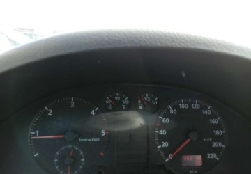 Audi A4 B5 Sedan 1.9 TDI 90KM 1996 Audi A4 Limousine Audi A4 Limousine 1.9 Diesel 90KM, zdjęcie 13