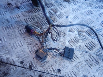 AUDI A4 B5 KOMBI AVANT 97-01 ZAŘÍZENÍ(HÁK) TÁŽNÝ DO PŘÍVĚS