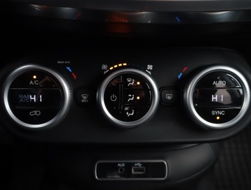 Fiat 500X Crossover 1.4 16V Mair 140KM 2015 Fiat 500X 1.4 MultiAir, Salon Polska, Serwis ASO, zdjęcie 12