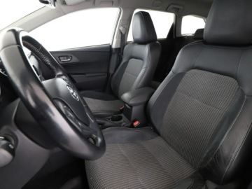 Toyota Auris II Touring Sports Facelifting 1.8 Hybrid 136KM 2016 Toyota Auris HEV full LED półskóra kamera i, zdjęcie 12